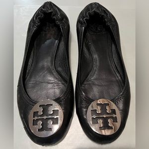 Tory Burch, Black Logo Ballet Flats